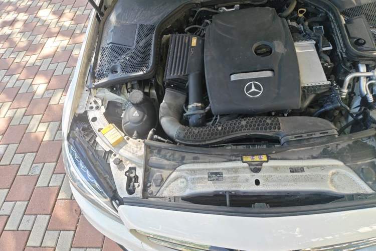 Used Mercedes-Benz C-Class 2017 Restyled C 200 Sport Edition Engine Bay Right