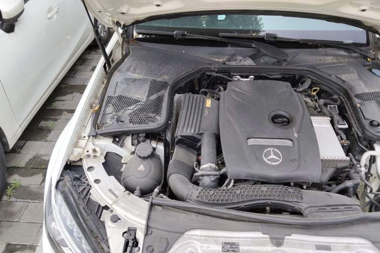 Used Mercedes-Benz C-Class 2017 Facelift C 200 L Sport Edition Engine Bay Right