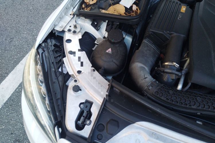 Used Mercedes-Benz C-Class 2017 C 200 Coupe Engine Bay Right