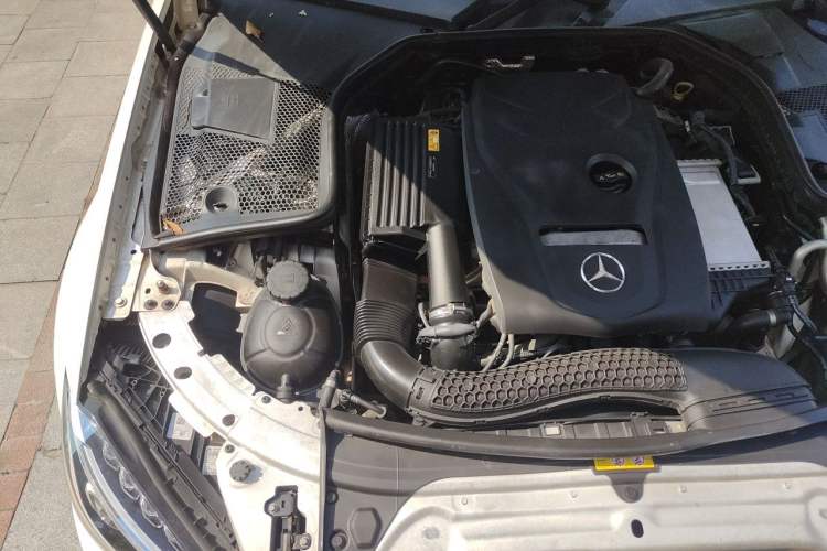 Used Mercedes-Benz C-Class 2017 Facelift C 200 Coupe Engine Bay Right