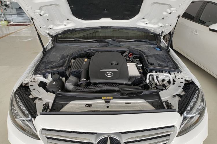 Used Mercedes-Benz C-Class 2017 Restyled C 180 L Fashion Edition Sport Version Engine Bay
