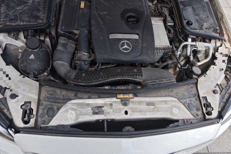 Used Mercedes-Benz C-Class 2017 Facelift C 200 L Sport Edition Engine Bay