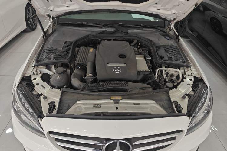 Used Mercedes-Benz C-Class 2017 C 200 Sport Edition Engine Bay