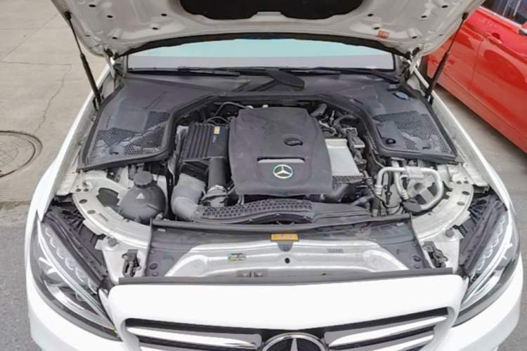 Used Mercedes-Benz C-Class 2017 Restyled C 200 Sport Edition Engine Bay