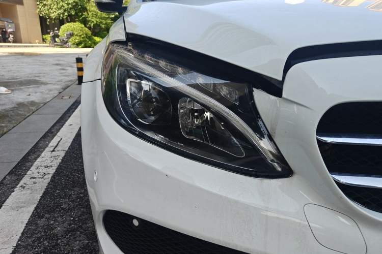 Used Mercedes-Benz C-Class 2017 C 200 Sport Edition Exterior 1