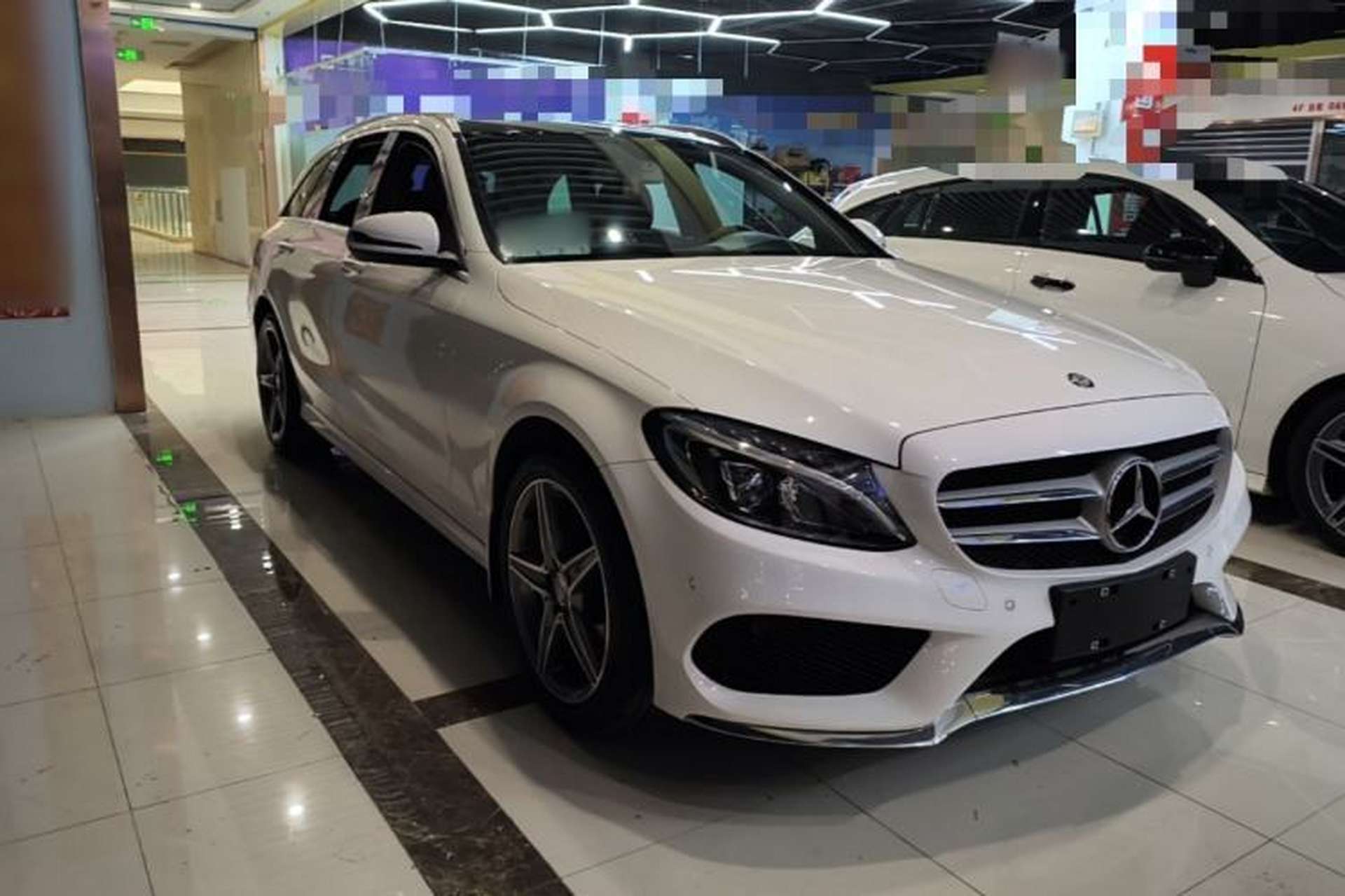 Used Mercedes-Benz C-Class 2017 C 200 station wagon Exterior 1