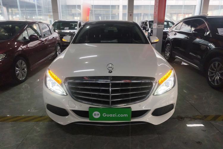 Used Mercedes-Benz C-Class 2017 Facelift C 200 L Exterior 1