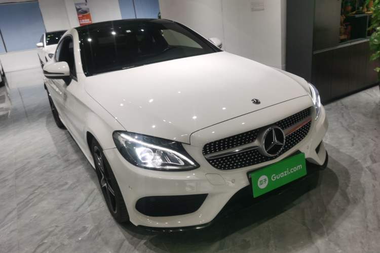 Used Mercedes-Benz C-Class 2017 Facelift C 200 Coupe Exterior 1