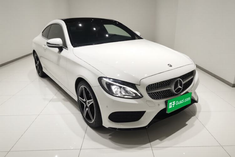 Used Mercedes-Benz C-Class 2017 Facelift C 200 Coupe Exterior 1