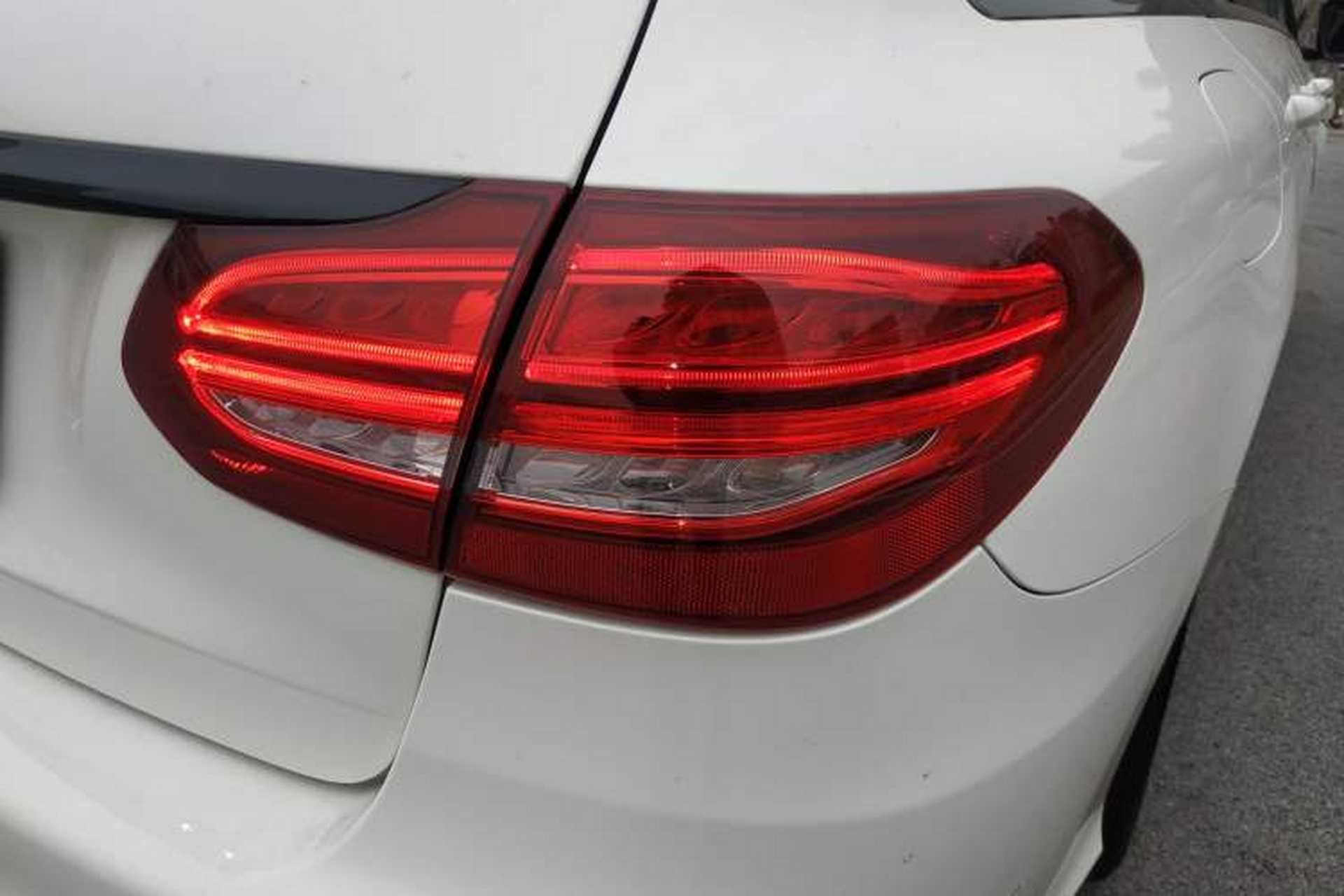 Used Mercedes-Benz C-Class 2017 Facelift C 200 Station Wagon Exterior 10