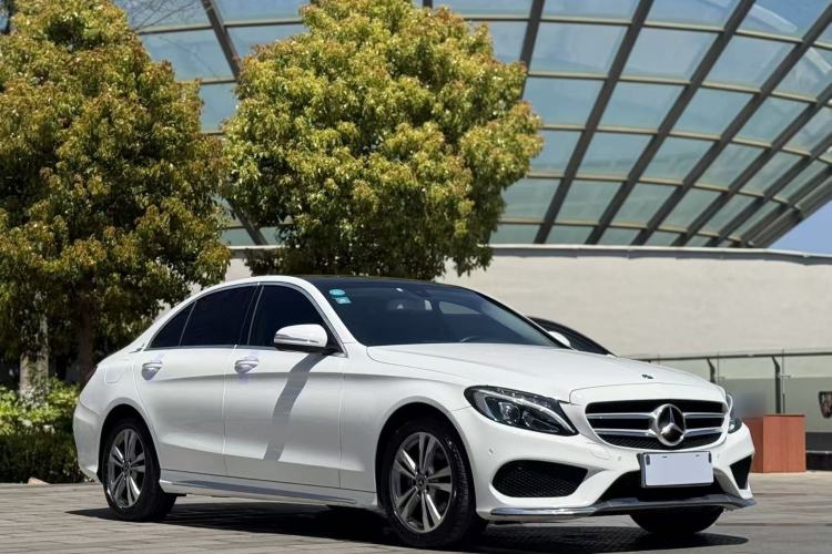 Used Mercedes-Benz C-Class 2017 Facelift C 200 L Sport Edition Exterior 2