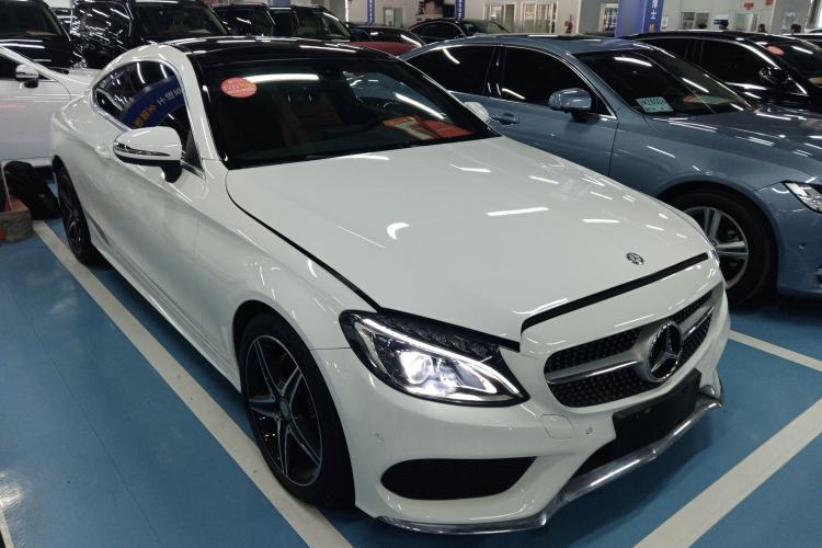 Used Mercedes-Benz C-Class 2017 C 200 Coupe Exterior 2