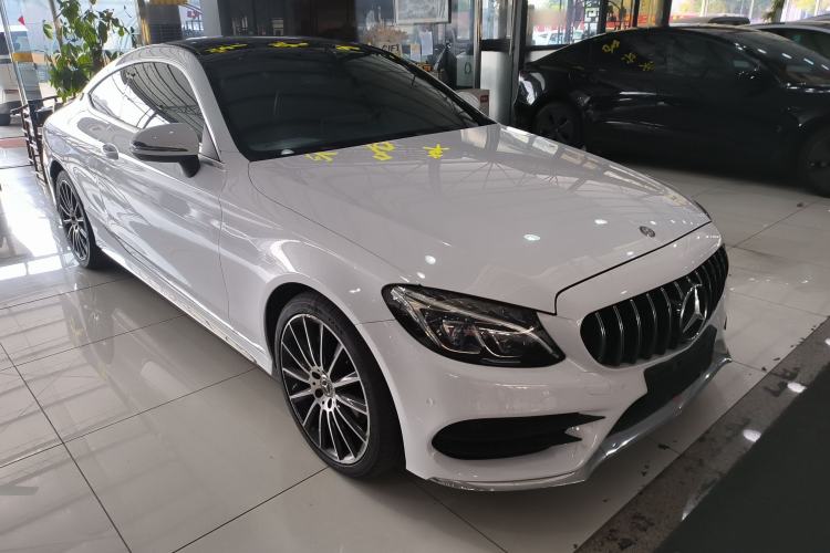 Used Mercedes-Benz C-Class 2017 C 200 4MATIC Coupe Exterior 2