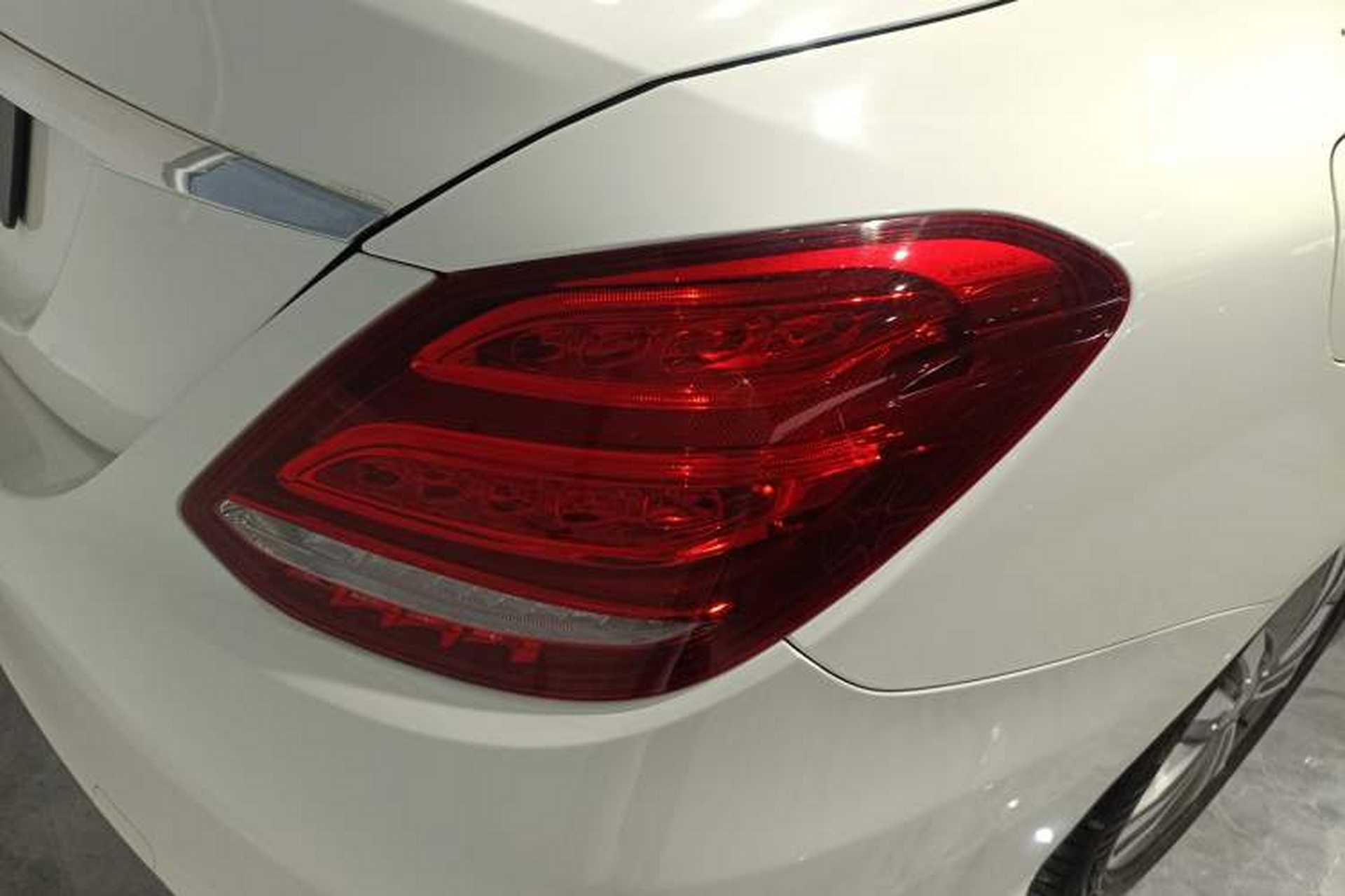 Used Mercedes-Benz C-Class 2017 Facelift C 200 L Sport Edition Exterior 3