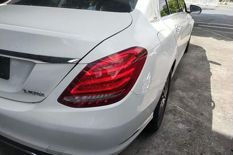 Used Mercedes-Benz C-Class 2017 C 180 L Exterior 3