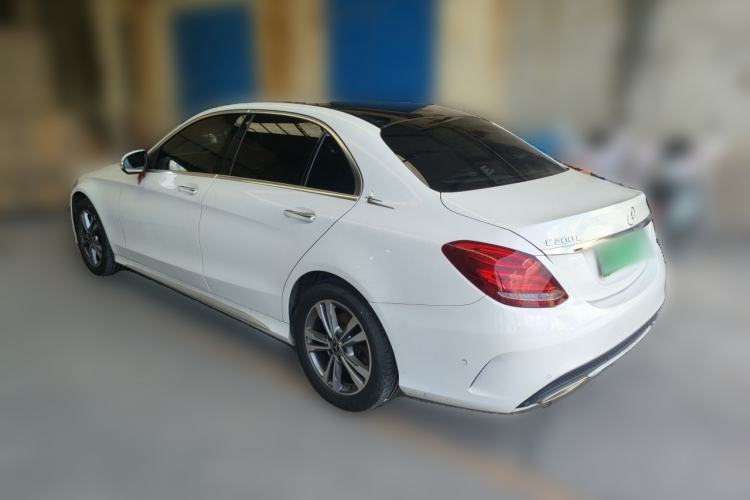 Used Mercedes-Benz C-Class 2017 Facelift C 200 L Sport Edition Exterior 3