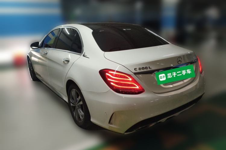 Used Mercedes-Benz C-Class 2017 Facelift C 200 L Sport Edition Exterior 3