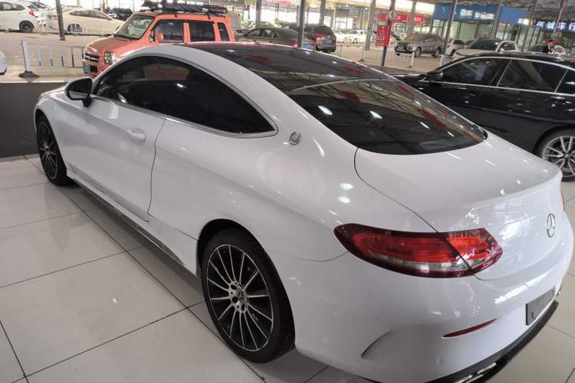 Used Mercedes-Benz C-Class 2017 C 200 4MATIC Coupe Exterior 3