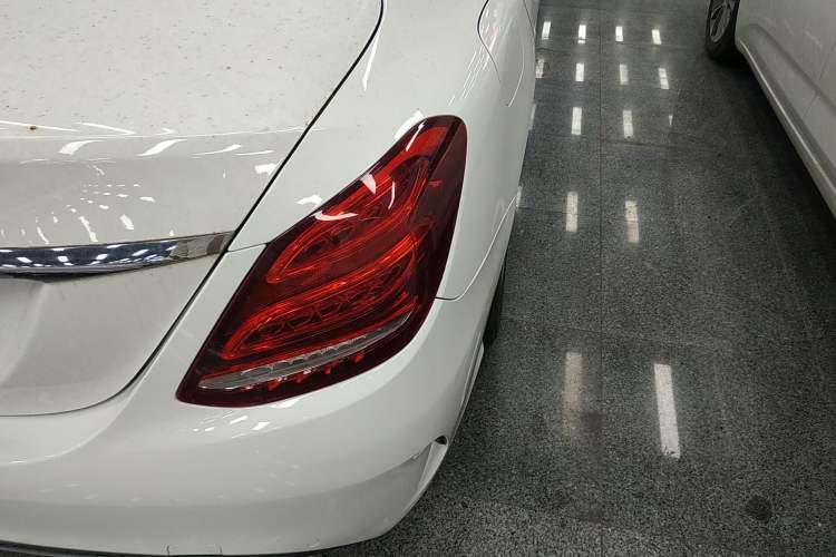 Used Mercedes-Benz C-Class 2017 C 180 L Sport Edition Exterior 3