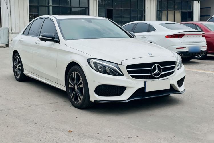 Used Mercedes-Benz C-Class 2017 C 200 Sport Edition Exterior 3