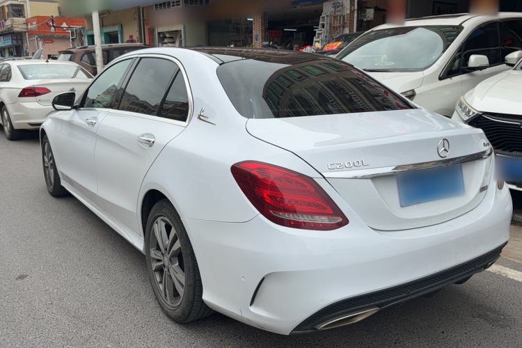 Used Mercedes-Benz C-Class 2017 Facelift C 200 L Sport Edition Exterior 3