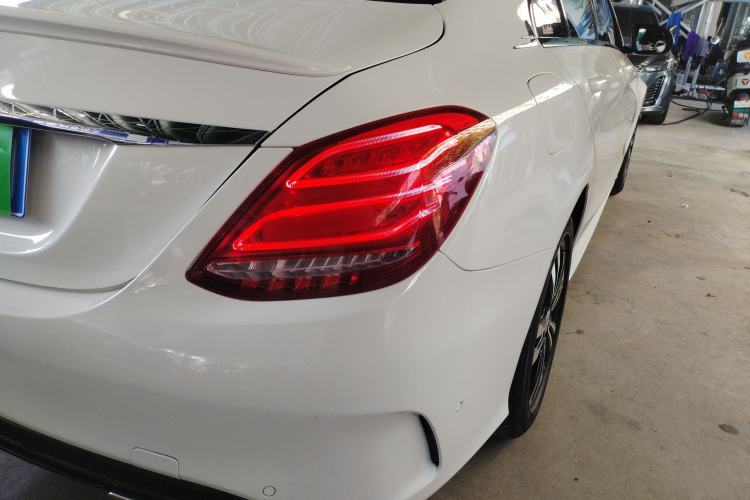 Used Mercedes-Benz C-Class 2017 Restyled C 200 Sport Edition Exterior 3