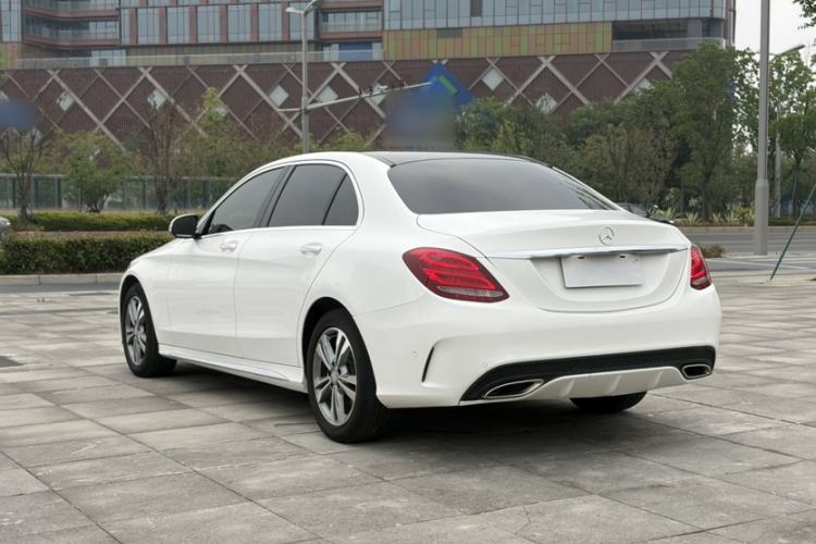 Used Mercedes-Benz C-Class 2017 Facelift C 200 L Sport Edition Exterior 4