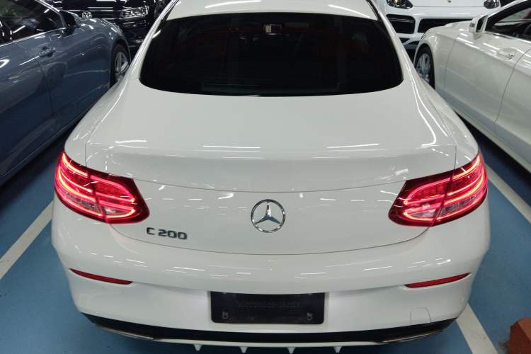 Used Mercedes-Benz C-Class 2017 C 200 Coupe Exterior 4