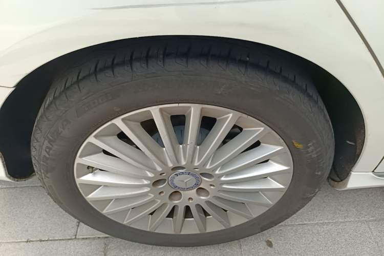Used Mercedes-Benz C-Class 2017 C 180 L Exterior 5