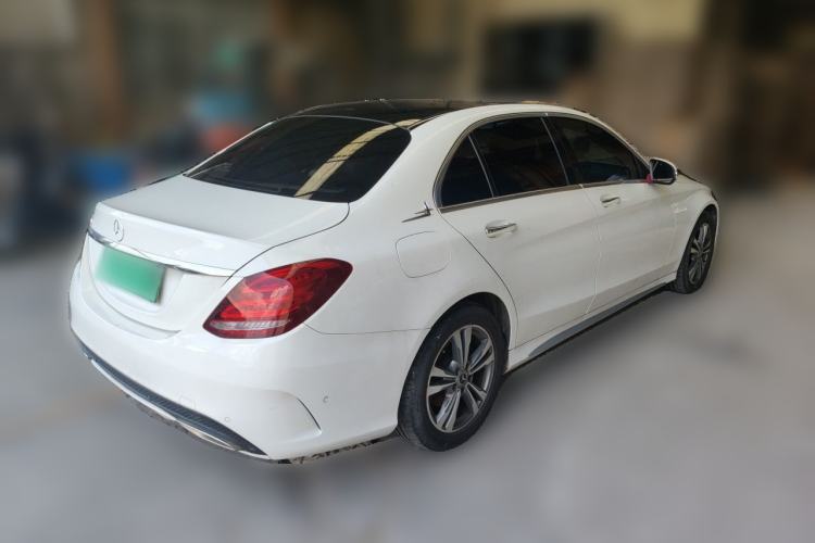Used Mercedes-Benz C-Class 2017 Facelift C 200 L Sport Edition Exterior 5