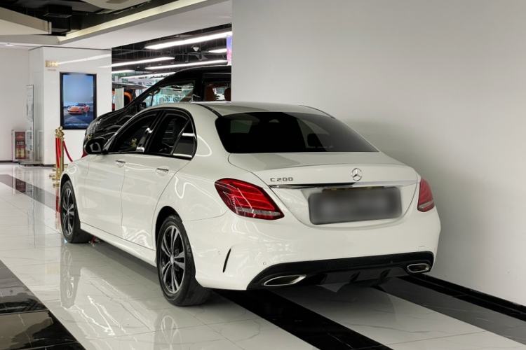 Used Mercedes-Benz C-Class 2017 C 200 Sport Edition Exterior 5