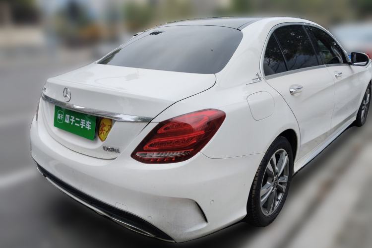 Used Mercedes-Benz C-Class 2017 Facelift C 200 L Sport Edition Exterior 5