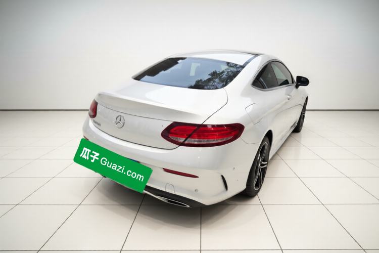 Used Mercedes-Benz C-Class 2017 Facelift C 200 Coupe Exterior 5