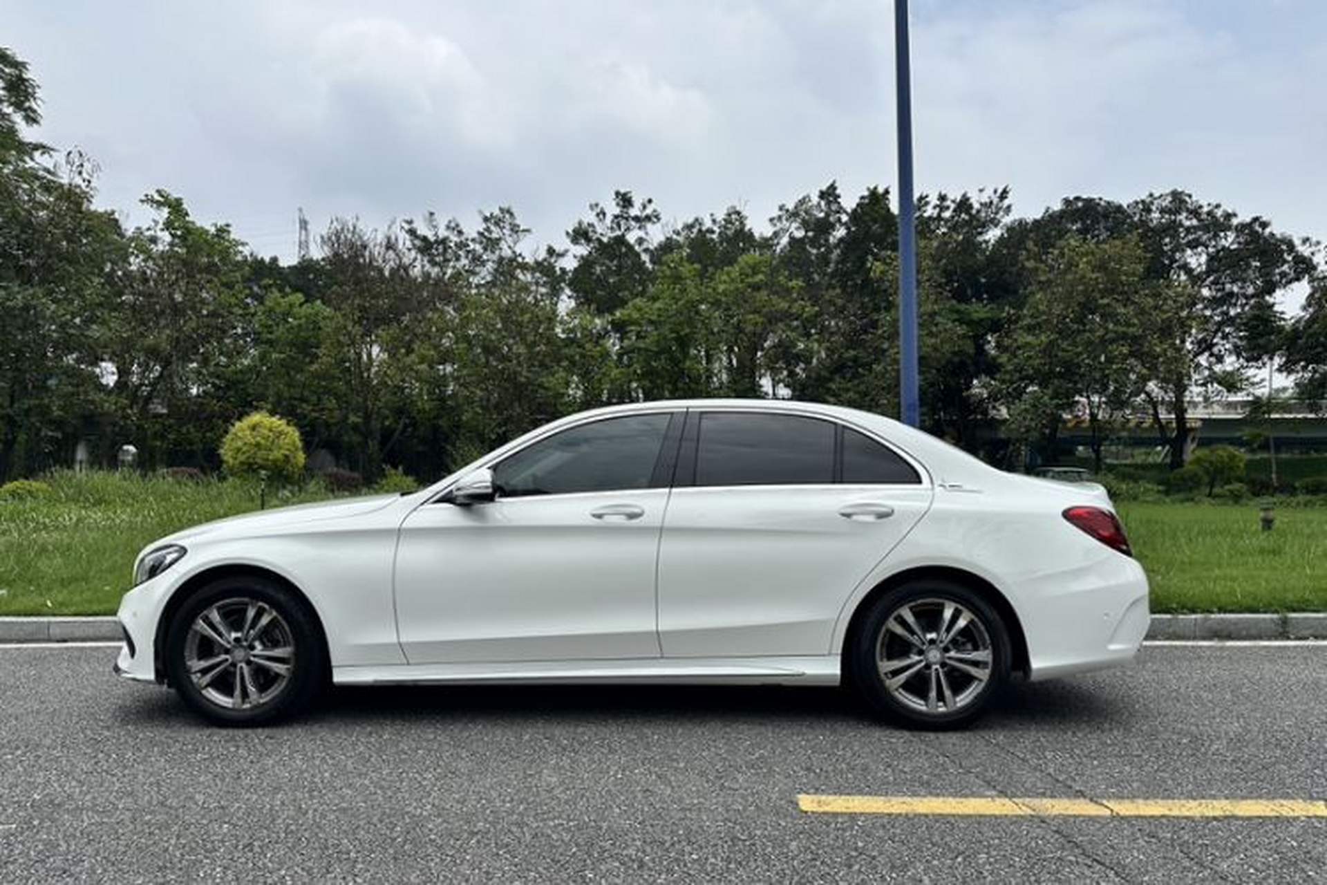 Used Mercedes-Benz C-Class 2017 C 200 L Sport Edition Exterior 5