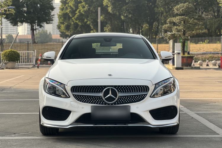 Used Mercedes-Benz C-Class 2017 Facelift C 200 Coupe Exterior 5