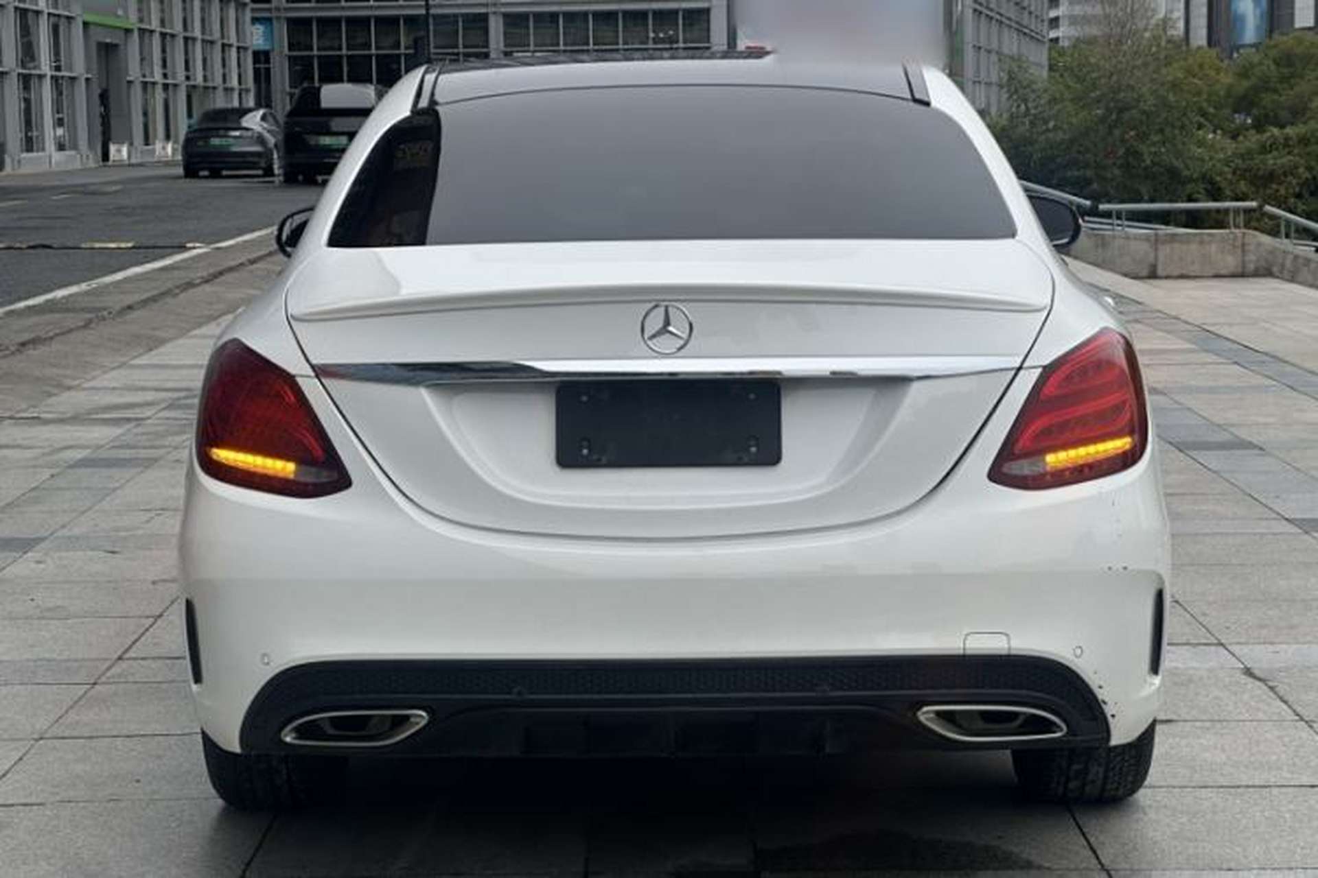 Used Mercedes-Benz C-Class 2017 Restyled C 200 Sport Edition Exterior 5
