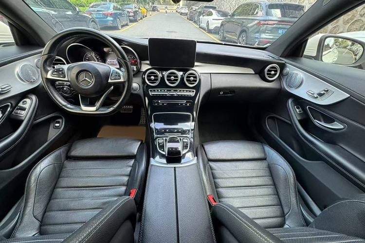 Used Mercedes-Benz C-Class 2017 Facelift C 300 Coupe Exterior 6