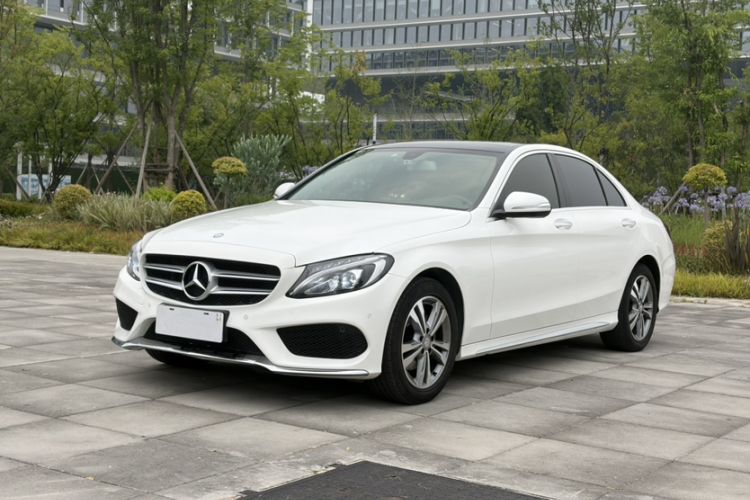 Used Mercedes-Benz C-Class 2017 Facelift C 200 L Sport Edition Exterior 7