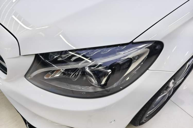 Used Mercedes-Benz C-Class 2017 Restyled C 180 L Fashion Edition Sport Version Exterior 7