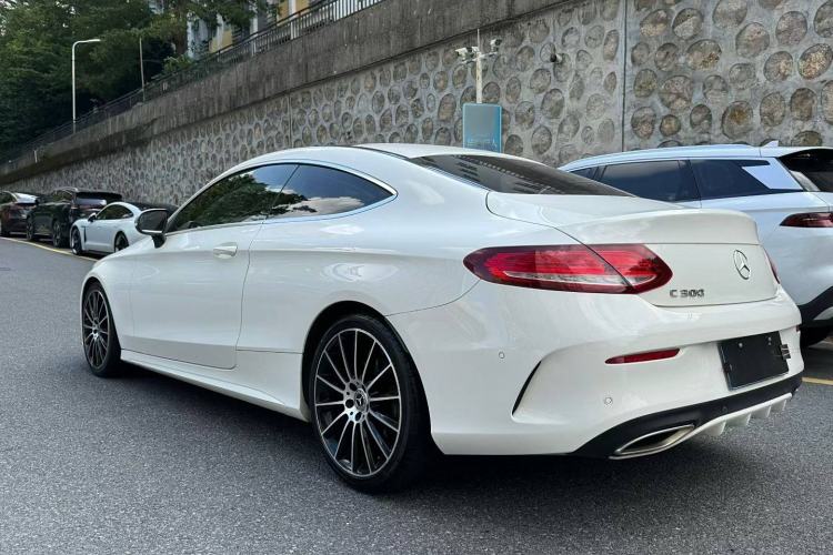 Used Mercedes-Benz C-Class 2017 Facelift C 300 Coupe Exterior 7