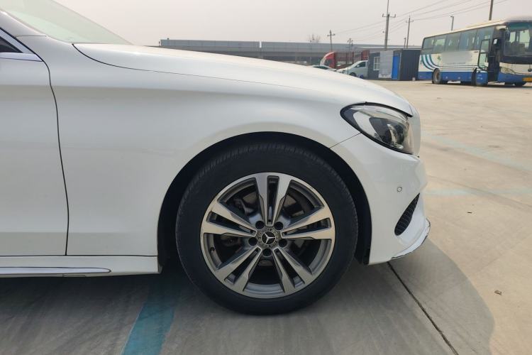 Used Mercedes-Benz C-Class 2017 Facelift C 200 L Sport Edition Exterior 7