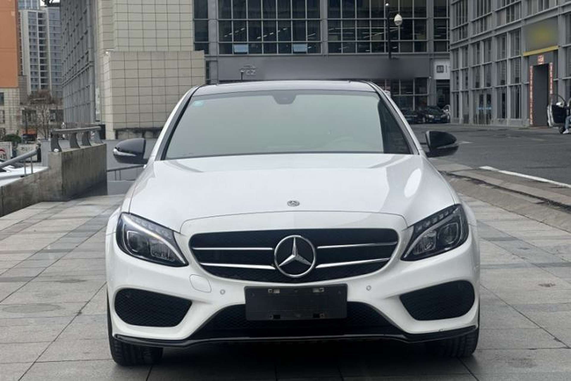 Used Mercedes-Benz C-Class 2017 Restyled C 200 Sport Edition Exterior 8