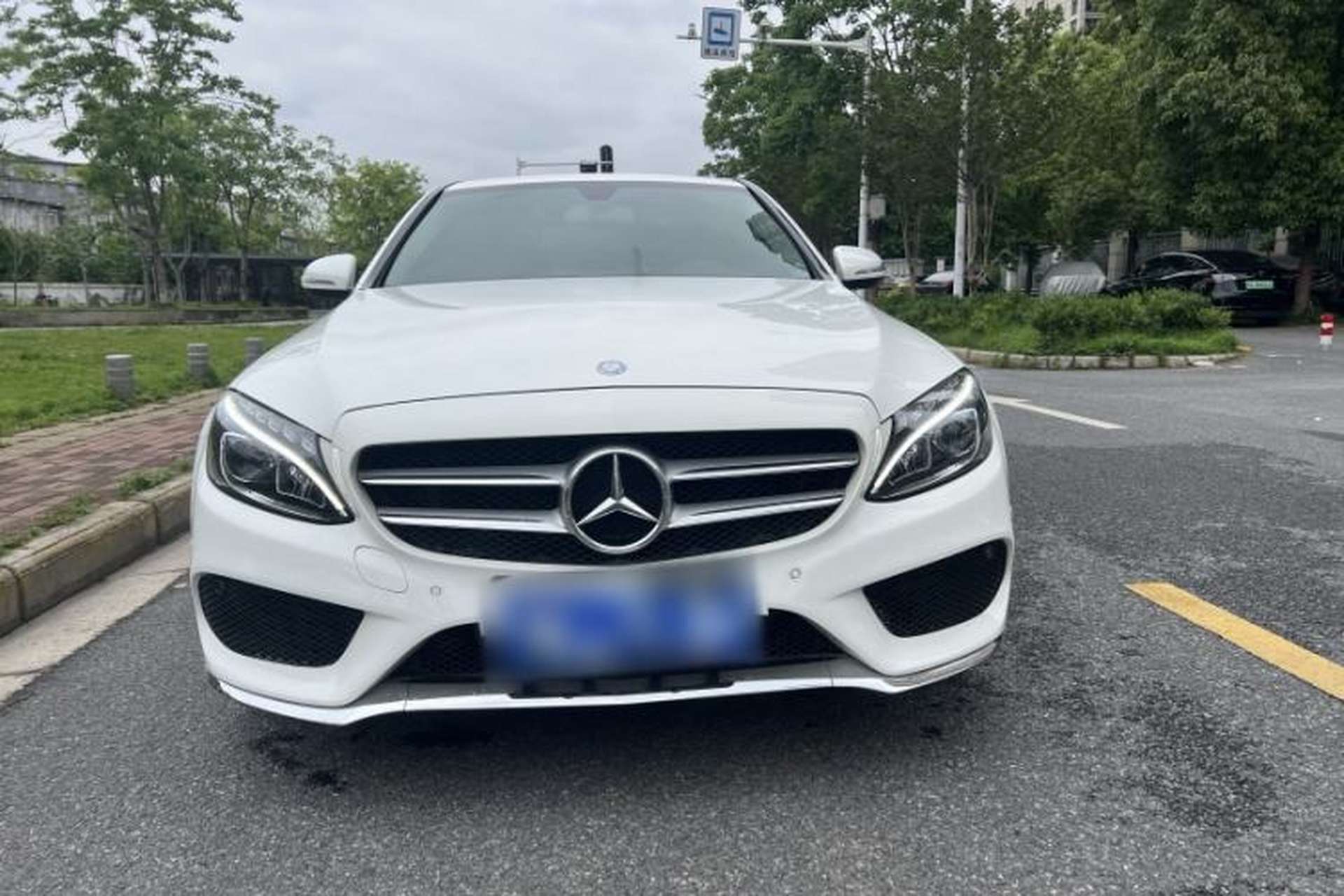 Used Mercedes-Benz C-Class 2017 C 180 L Sport Edition Exterior 9