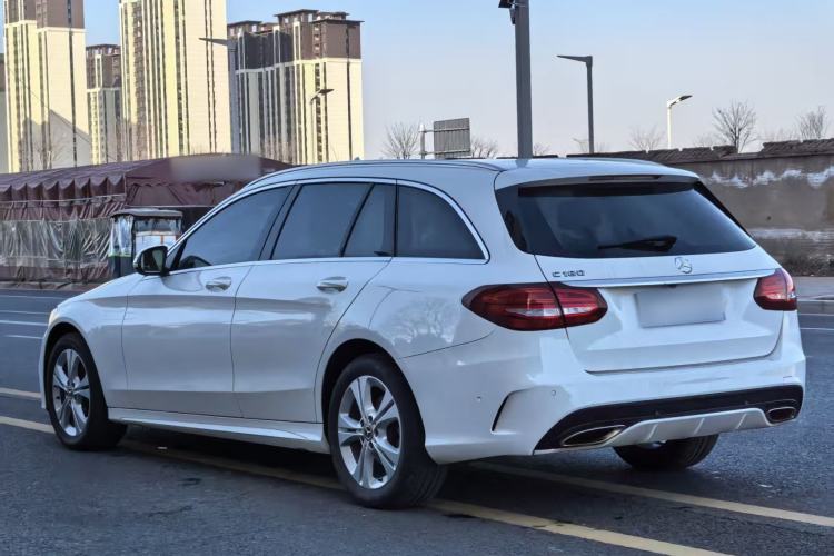 Used Mercedes-Benz C-Class 2017 Facelift C 180 Estate Exterior 9