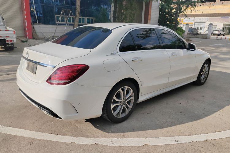 Used Mercedes-Benz C-Class 2017 Restyled C 180 L Fashion Edition Sport Version Exterior 9
