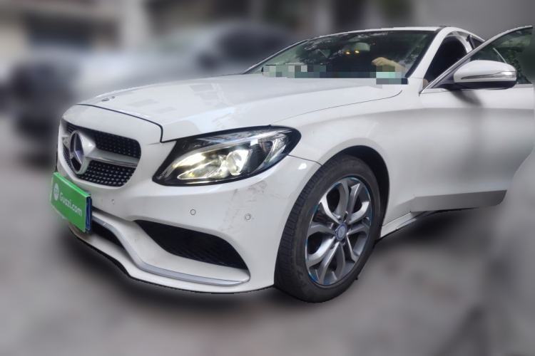 Used Mercedes-Benz C-Class 2017 C 180 L Sport Edition Guazi used car, China used car export, Used car for sale, Used Mercedes-Benz cars, Cheapest cars for sale
