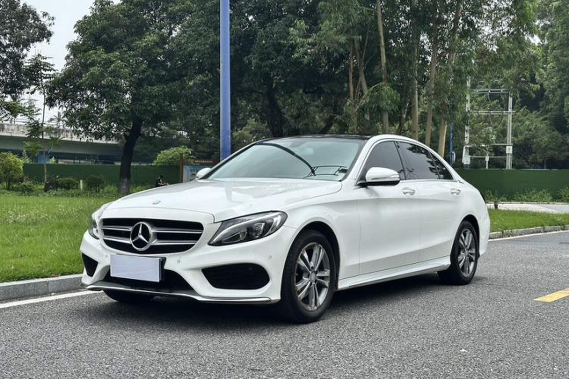 Used Mercedes-Benz C-Class 2017 C 200 L Sport Edition Front Left 45 Deg