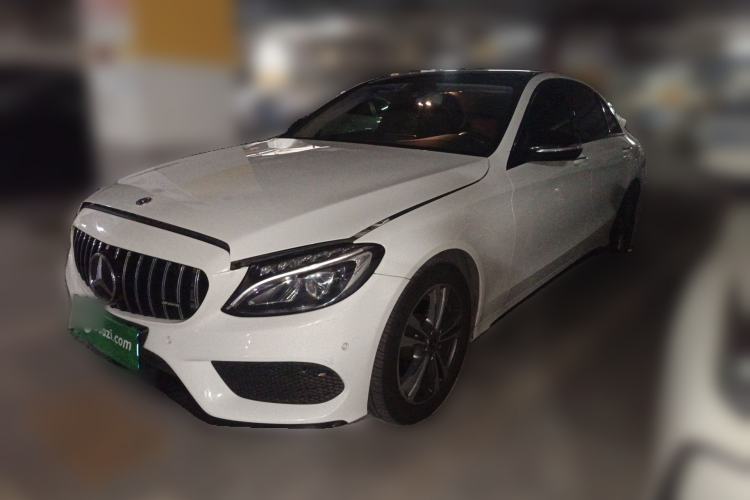 Used Mercedes-Benz C-Class 2017 Facelift C 200 L Front Left 45 Deg