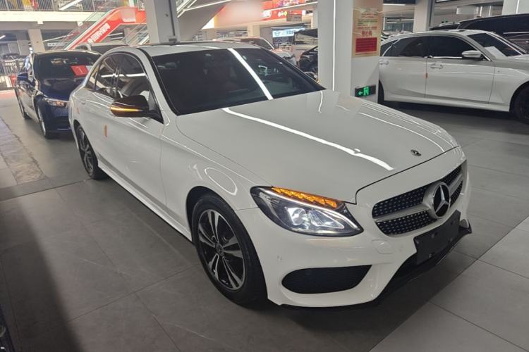 Used Mercedes-Benz C-Class 2017 Restyled C 200 Sport Edition Front Right 45 Deg