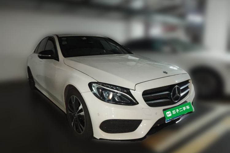 Used Mercedes-Benz C-Class 2017 C 200 Sport Edition Front Right 45 Deg